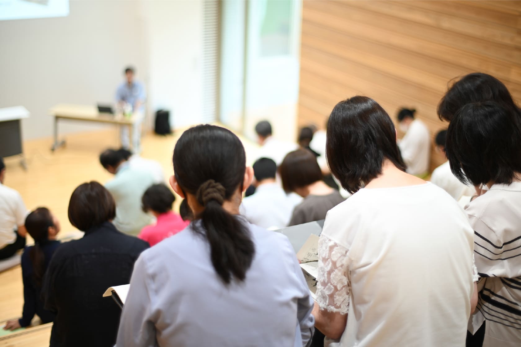 秋田県五城目町の公立小学校中学校での研修開始